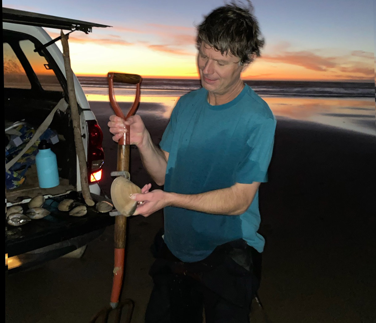 Judah with a big clam